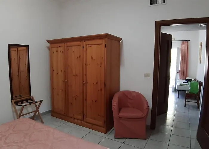 Alloggio In Residence Con Piscina
